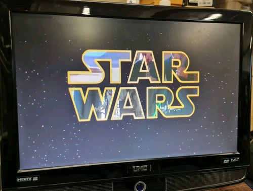 Umc lcd with built - 19”, tv