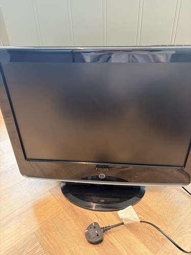 Neon c2273f widescreen - 22", lcd